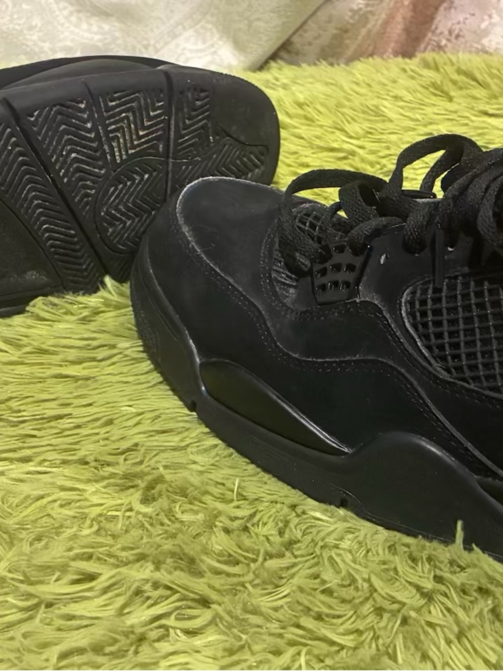 Jordan Men's Black Retro Sneaker - All Black Finish